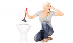Причины неприятного запаха в туалете и эффективные способы устранения проблемы