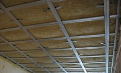 Шумоизоляция в доме с деревянными перекрытиями и материалы для звукоизоляции потолка