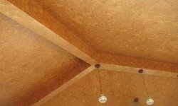 Плюсы звукоизоляции потолка пробковым покрытием и способы укладки