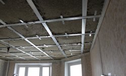 Материалы для звукоизоляции потолка и способы шумоизоляции