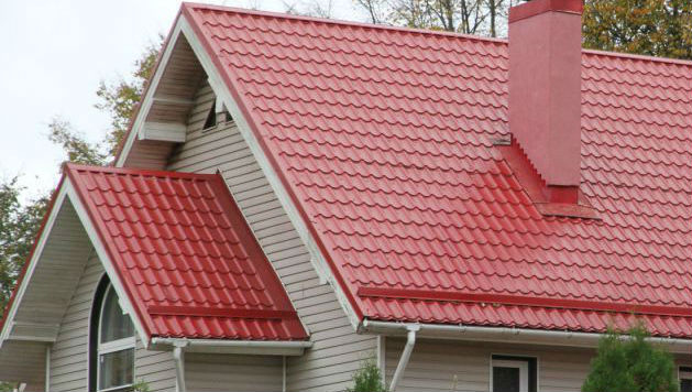Выбираем лучший материал для крыши: металлочерепица, ондулин или профнастил?