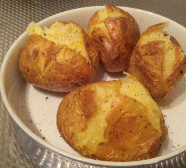 Картофель печеный в духовке