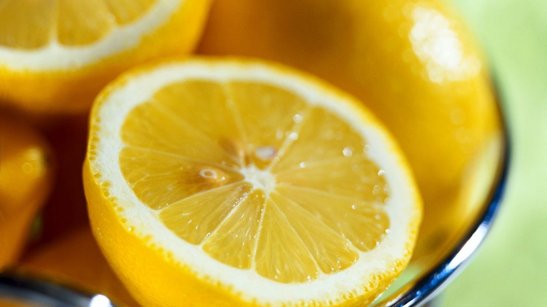 Лимон в срезе
