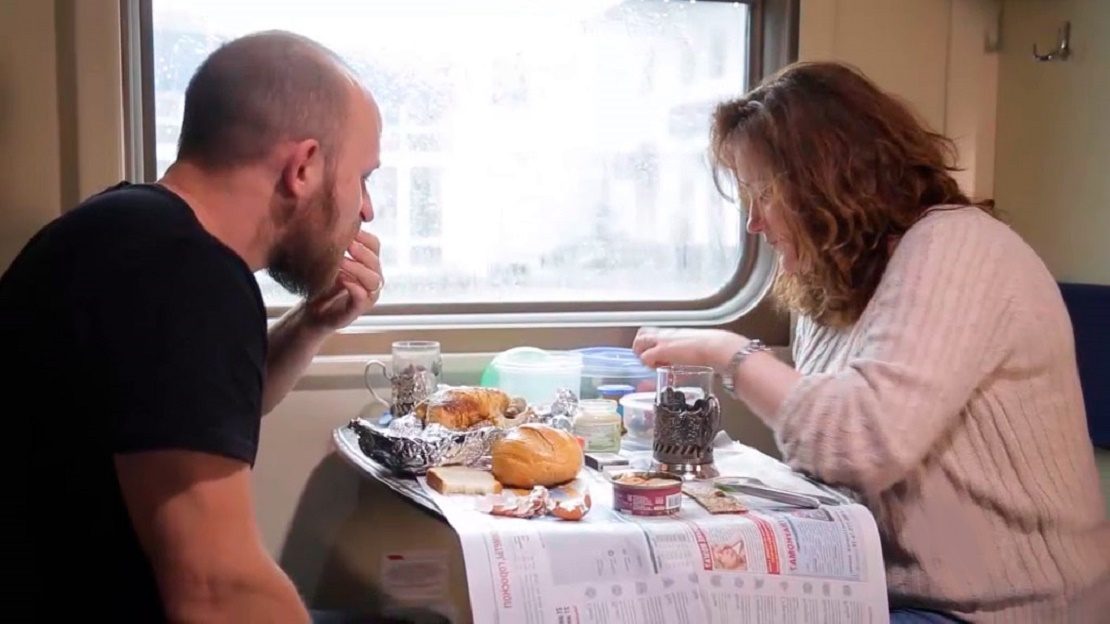 Еда в поезде
