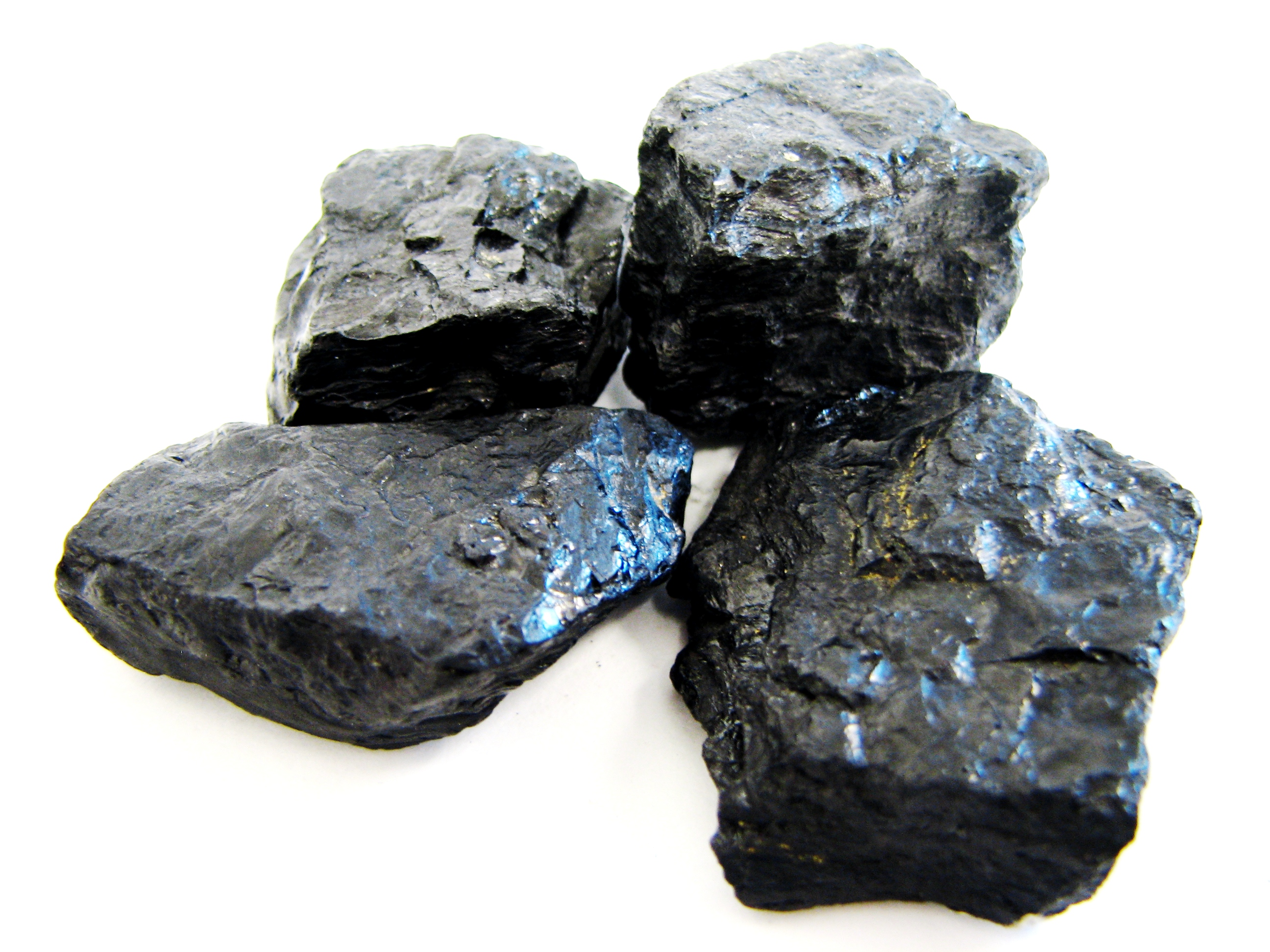 Лучший каменный уголь. Каменный уголь антрацит. Полезные ископаемые каменный уголь антрацит. Битуминозный каменный уголь. Ископаемый уголь антрацит каменный.