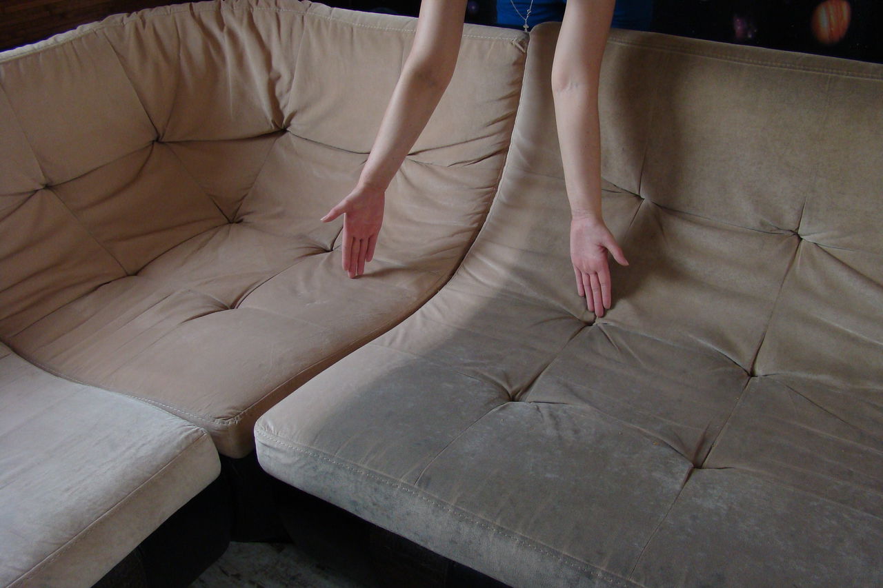 очистить тканевый диван в домашних условиях