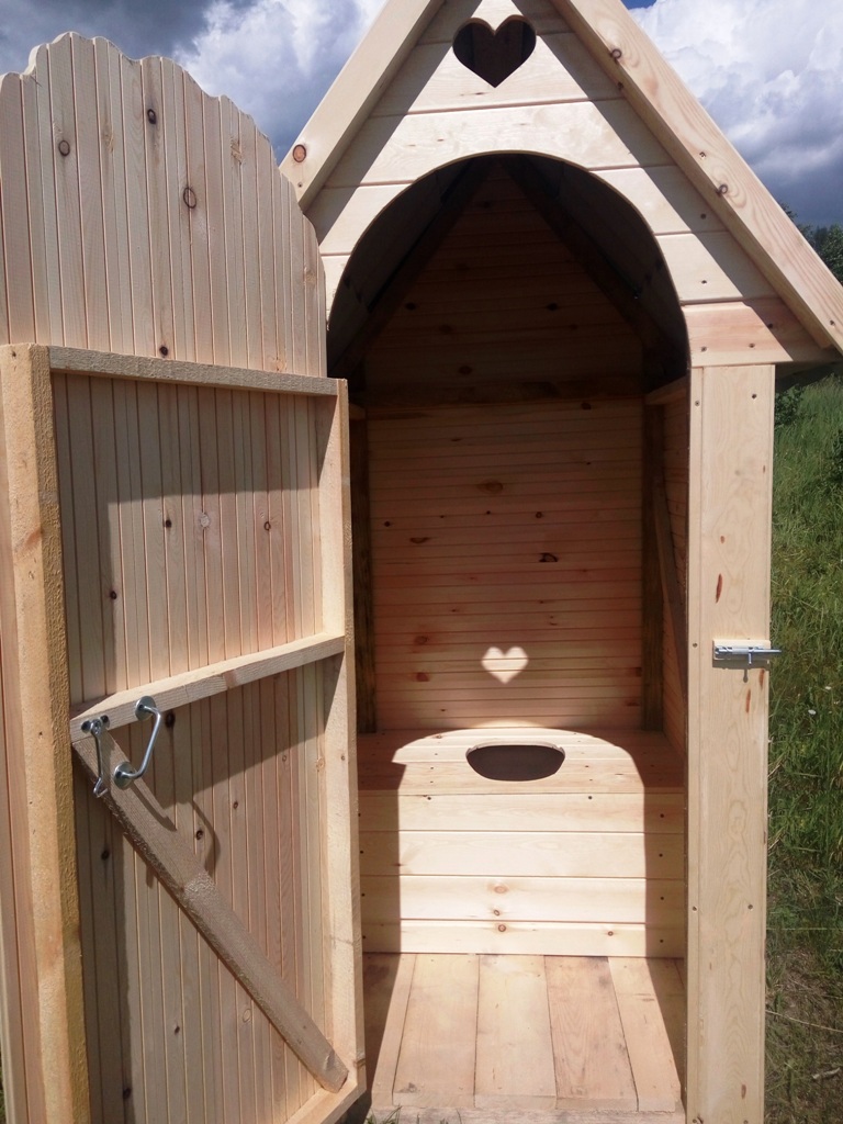 Виды туалетов для дачи и загородного дома