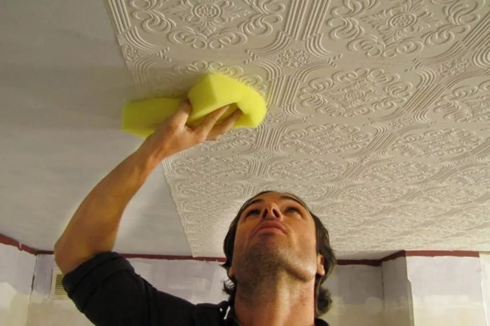 Как и чем отмыть потолочную пенопластовую плитку на кухне