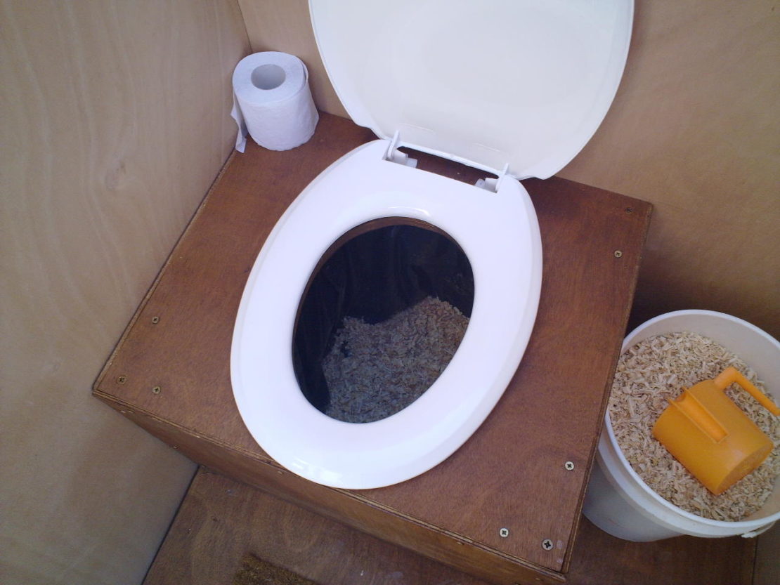 Дачный туалет без ямы